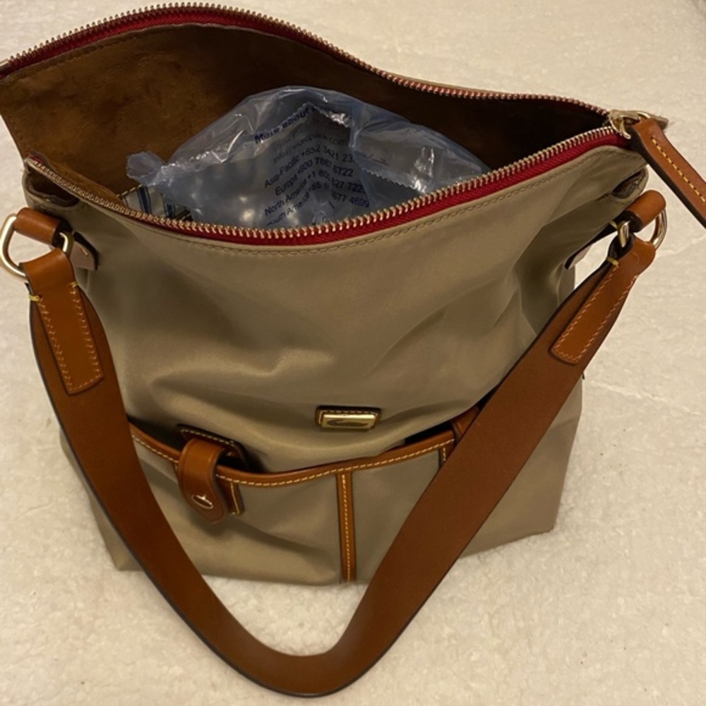 Dooney Bourke Pocket Sac Shoulder Bag - Picture 6 of 11